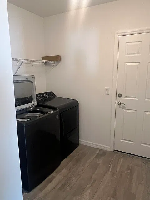 3 bed, 1938 sqft, $2,150 — Photo 3