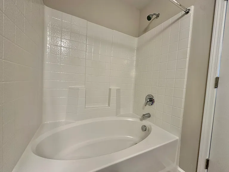 Westbrook Apartments — Photo 23