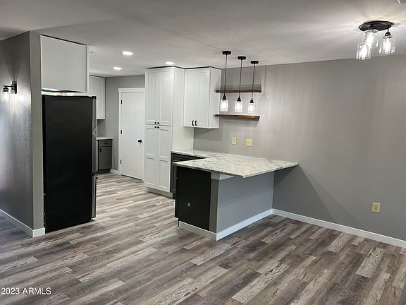 2nd image of 10240 W CHARTER OAK Drive