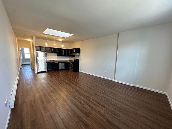 4th image of 31 W Front St #3