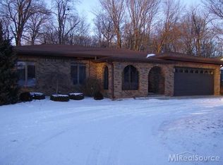 11265 Common Rd, Warren, MI 48093