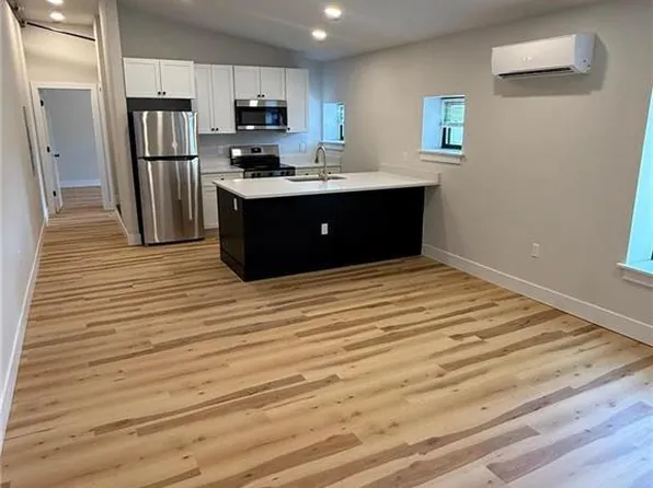 211 South St #2, Lehighton, PA 18235