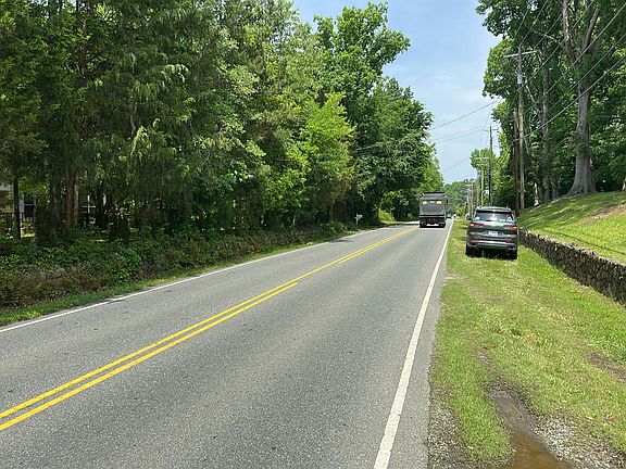 5th image of 3005 Liberty Rd