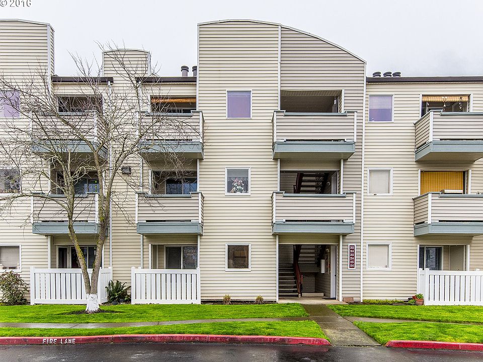 1st image of 6046 SE Drake St APT 225