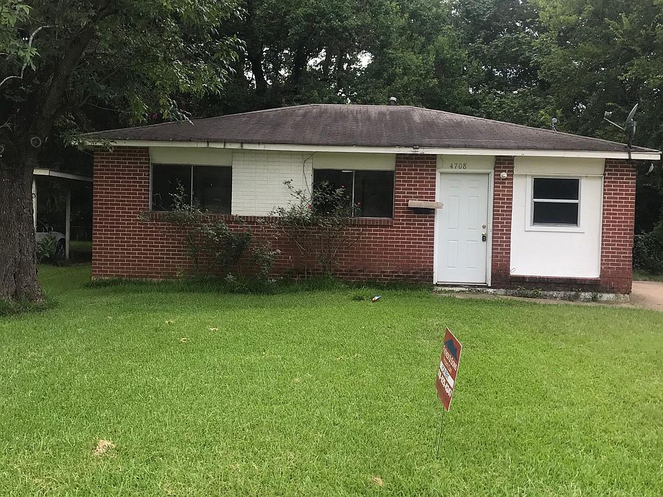 Front View of the home