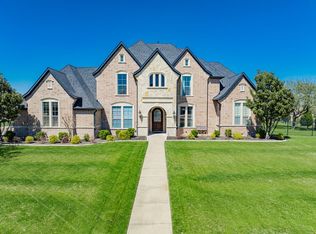 13 Kensington Dr, Heath, TX 75032