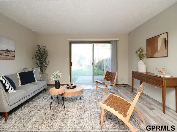 4613R Tipperary Trl, Lincoln, NE 68512