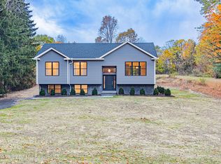 76 Reservoir Rd, Marlboro, NY 12542