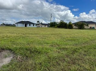 1935 Kismet Pkwy E, Cape Coral, FL 33909