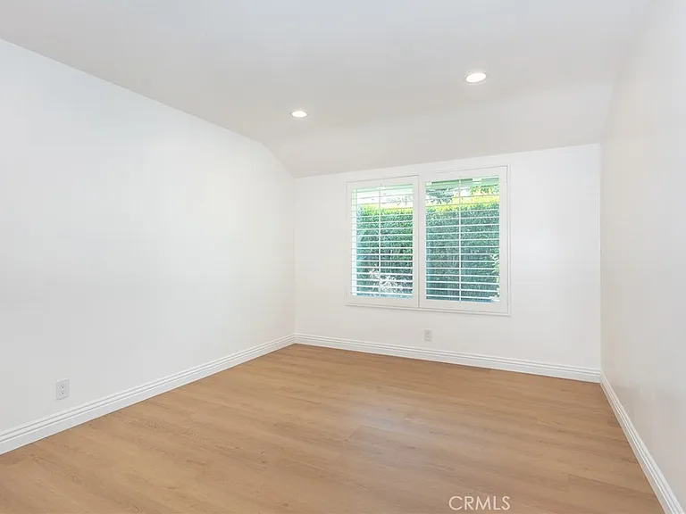 16973 Strawberry Dr — Photo 22