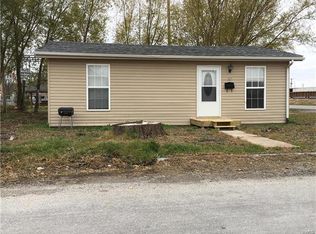 101 McClure Ave, Dupo, IL 62239