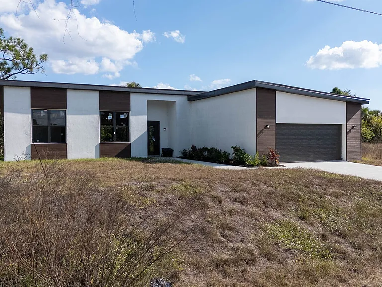 1804 Nimbus Dr — Photo 3