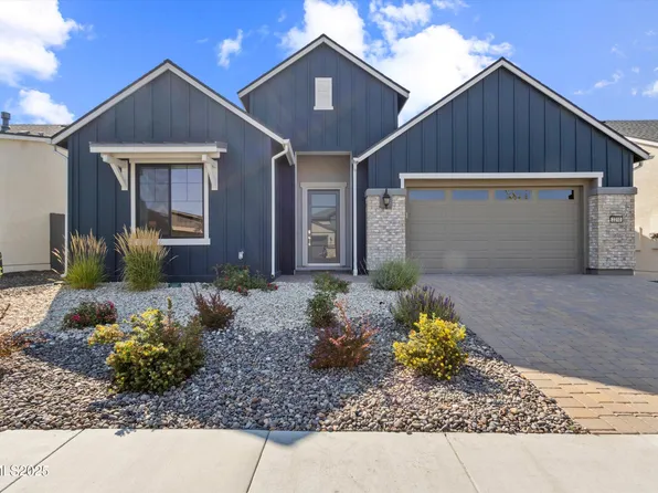 2210 Paint Horse Dr, Reno, NV 89521