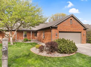 1612 Lakeside Dr UNIT B, Champaign, IL 61821