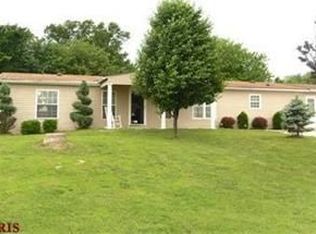 29 Mennemeyer Rd, Troy, MO 63379