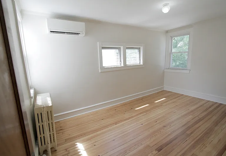 804 W 21st St — Photo 12
