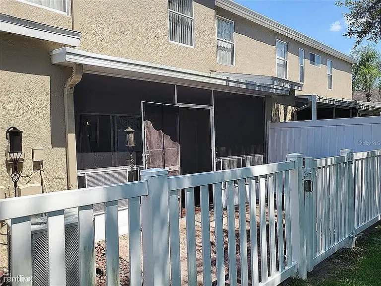10106 Belleville Pl — Photo 6