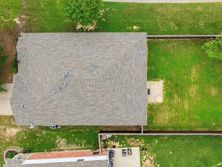 1001 Campbell Dr — Photo 18