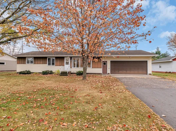 449 1st St SE, Richmond, MN 56368