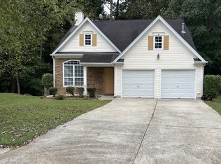3890 Charlton Ives Dr, Lilburn, GA 30047