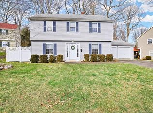 93 Shadow Ridge Rd, Stamford, CT 06905
