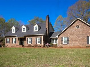 224 Foot Hills Rd, Greenville, SC 29617