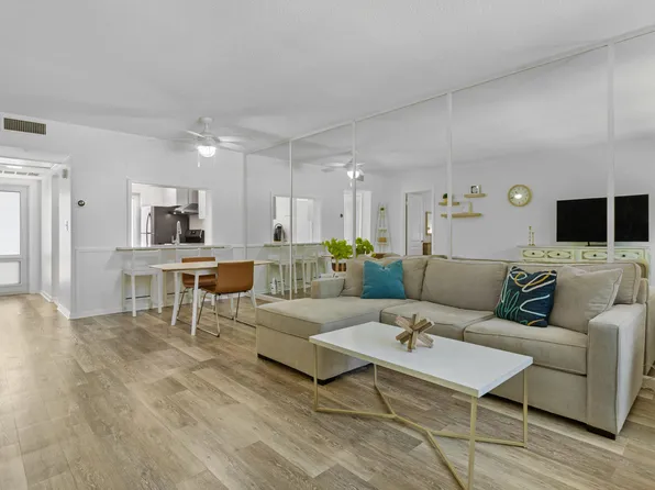 1481 S Ocean #208e, Pompano Beach, FL 33062