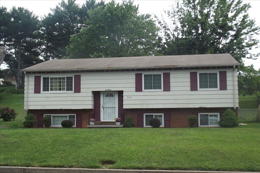 1st image of 615 Westside Blvd NW
