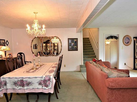 5th image of 1519 Johnson Ln