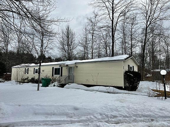 3rd image of 35 Brownstone Lane