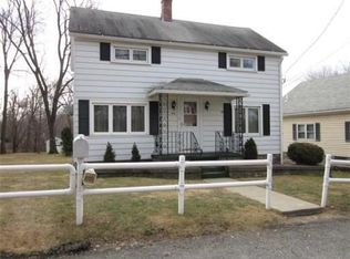 24 Wales St, Millbury, MA 01527