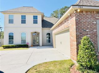 704 Pine Grove Loop, Madisonville, LA 70447
