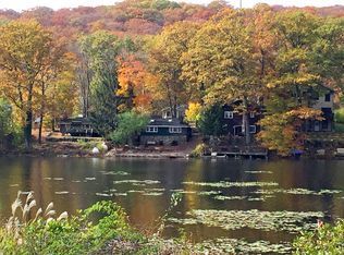 34 Setting Sun Trl, West Milford, NJ 07480