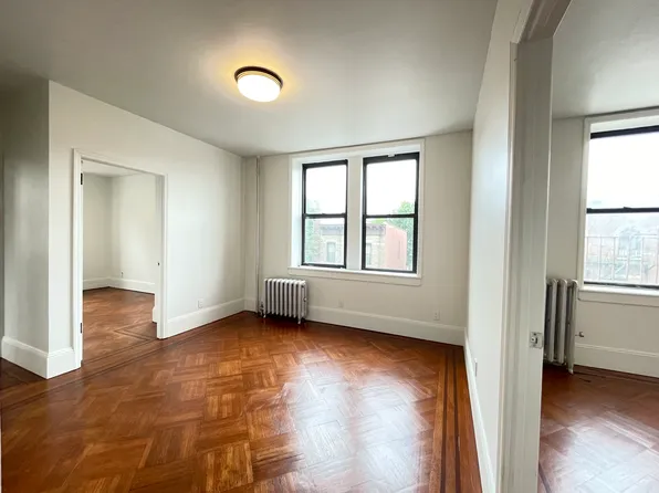 5721 4th Avenue image 1 of 11