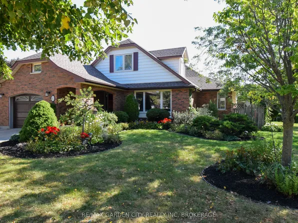 40 Belair Dr, Saint Catharines, ON L2N 6X9