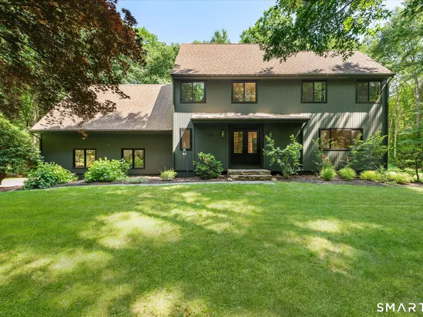 20 Riverside Court, Guilford, CT 06437
