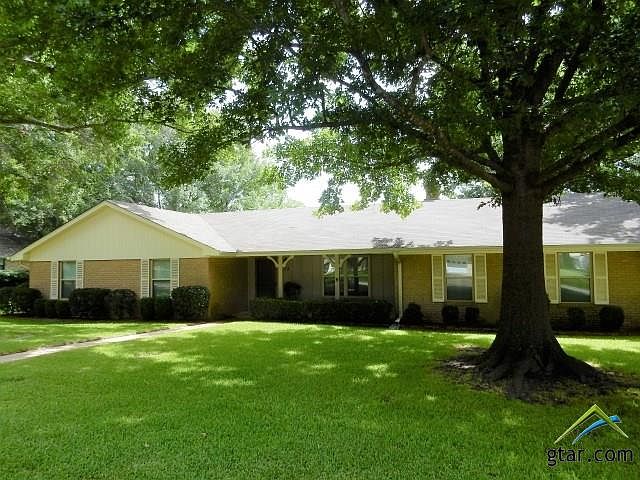 1st image of 213 Helen Dr
