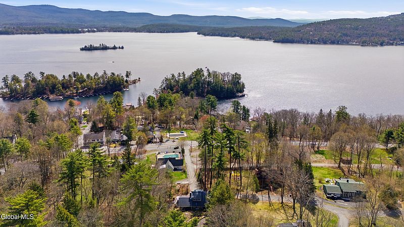 3rd image of 12 Snyder Road