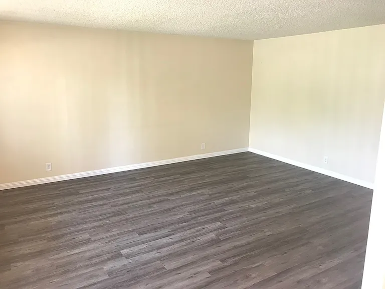 218 E Orlando Way #C — Photo 7