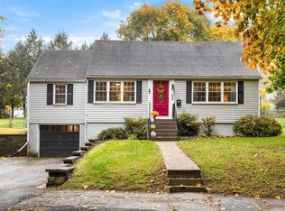 10 Maple St, Hudson, MA 01749