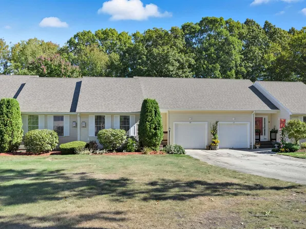 8 Patriot Drive #16, Hampstead, NH 03826