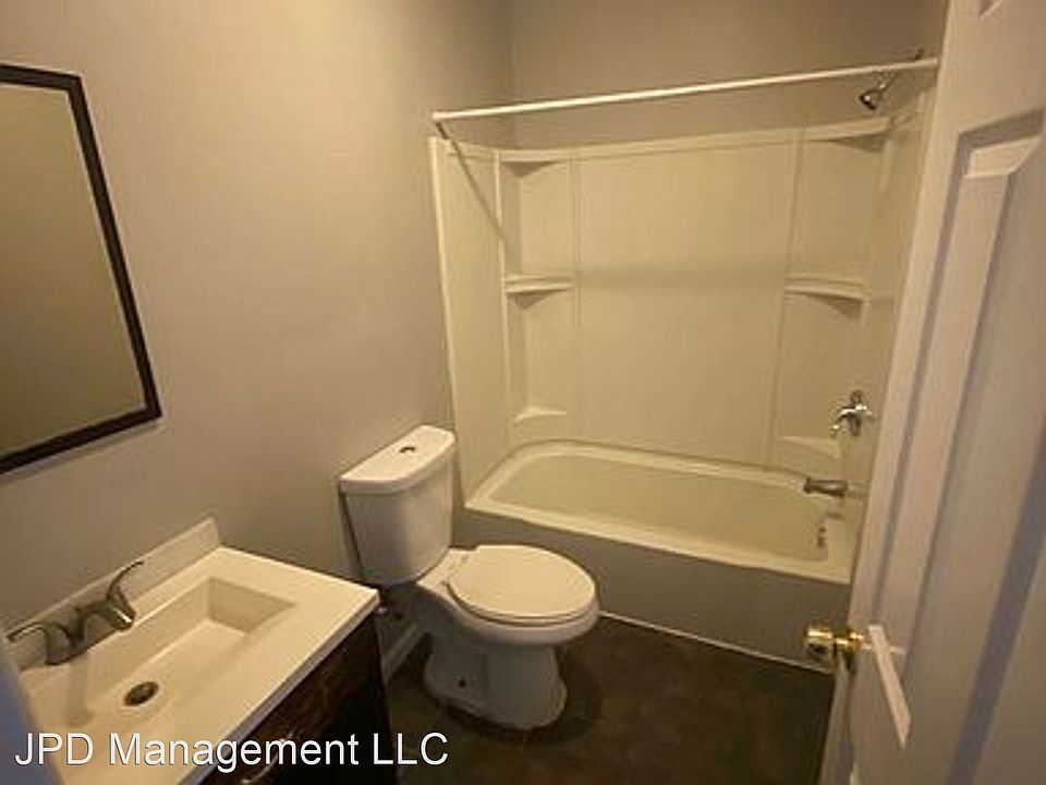 2nd image of 2977 Frankford Ave #1