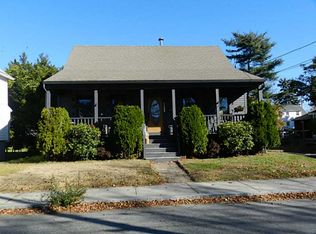 22 Mason St, Warren, RI 02885