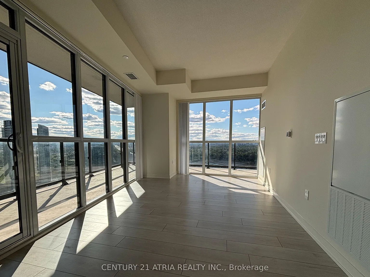 2 bed, $2,800 — Photo 3