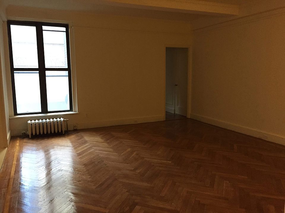 1st image of 124 W 93rd St Bsmt 1