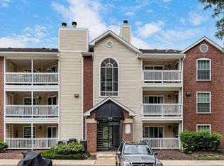 1538 Lincoln Way APT 302, McLean, VA 22102