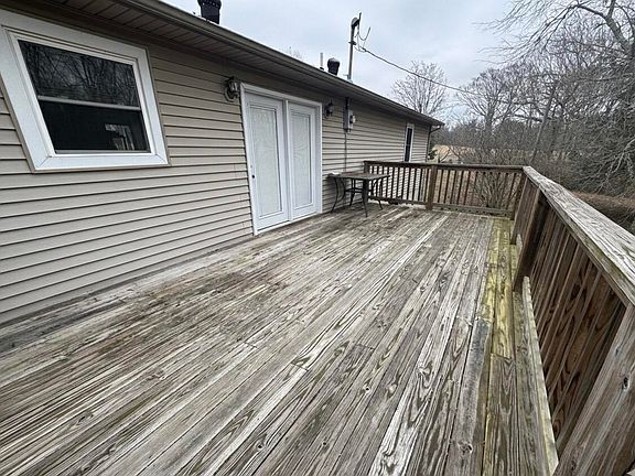 3rd image of 222 Sunrise Landing Rd