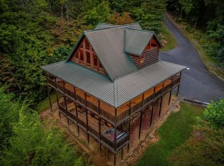 1570 Oldham Springs Way, Sevierville, TN 37876