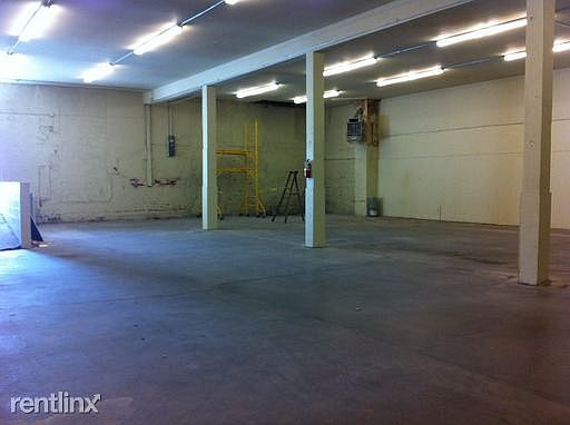 2nd image of 414 N Tower Ave