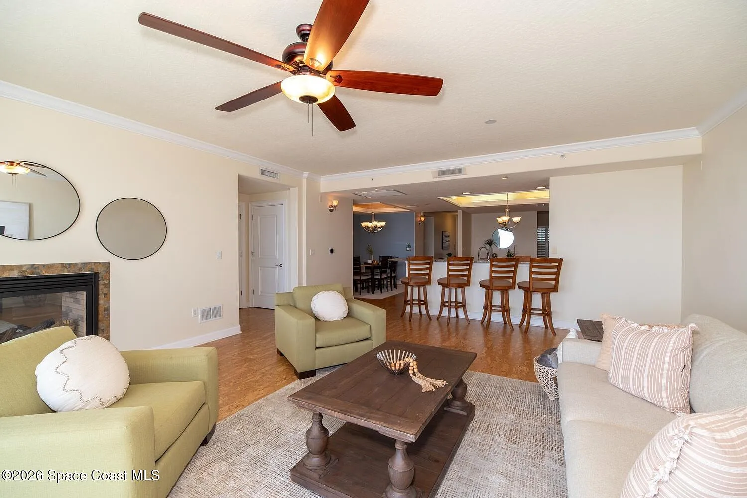 3 bed, 2.0 bath, 2263 sqft, $4,000 — Photo 4